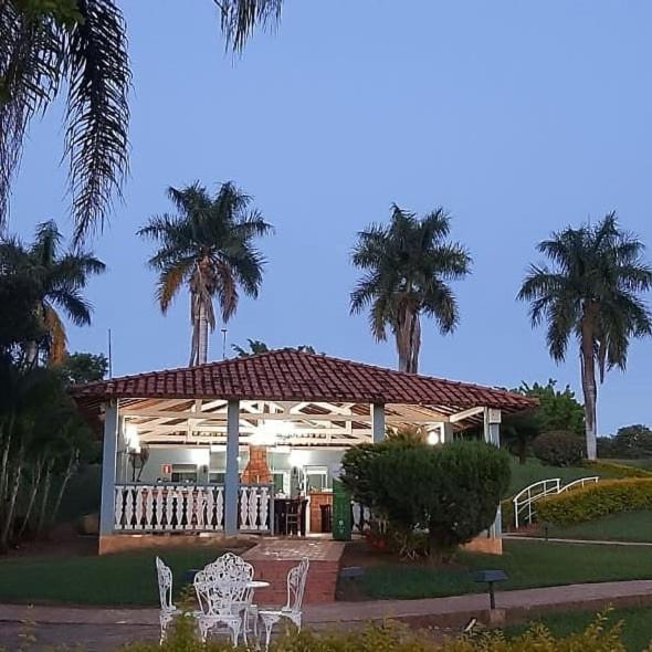 Sertao Veredas Hotel Fazenda Paraopeba エクステリア 写真