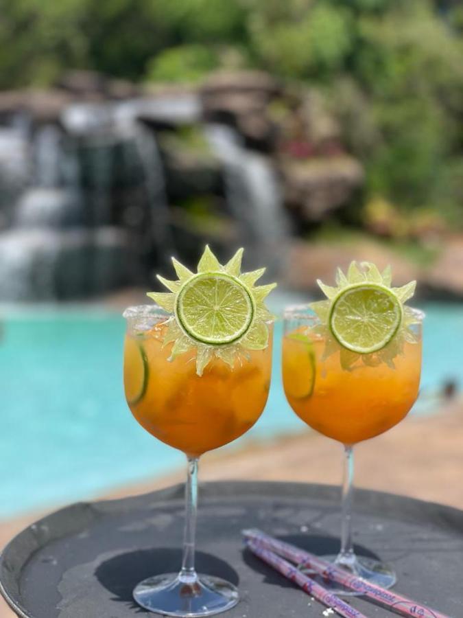 Sertao Veredas Hotel Fazenda Paraopeba エクステリア 写真